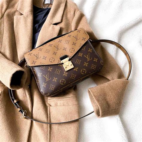 louis vuitton pochette metis reviews